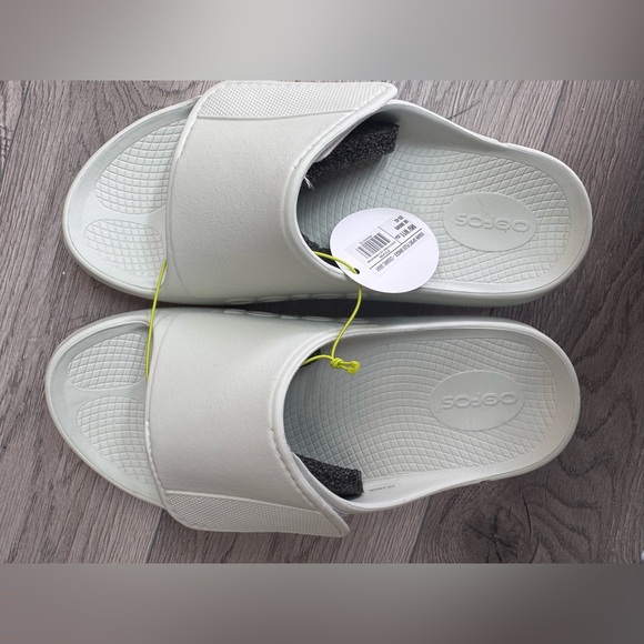 OOFOS Ooahh Slide Sandals Sport Flex Cosmic Grey Mens 9 Womens 11 NWT - Picture 8 of 11